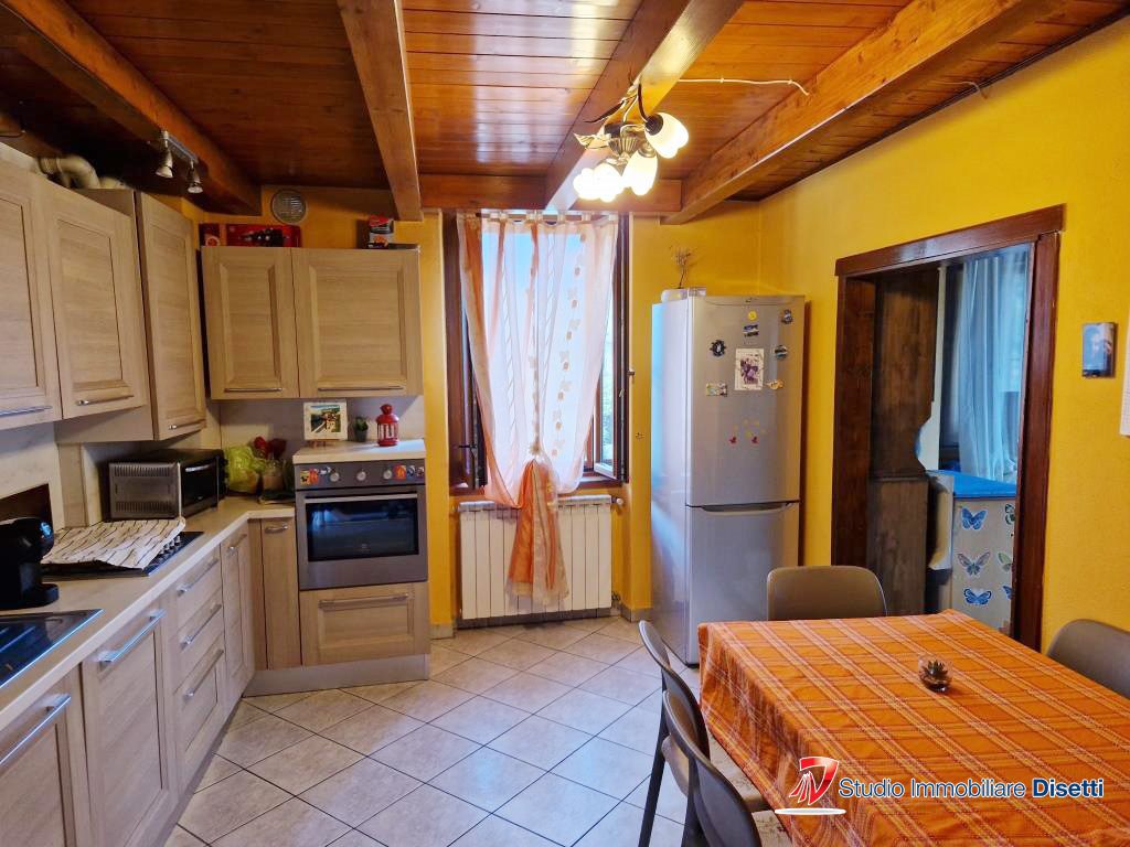 Appartamento in Vendita