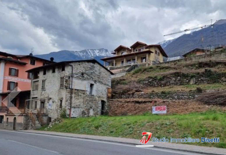 Terreno in Vendita
