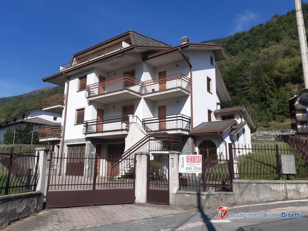 Villa in Vendita