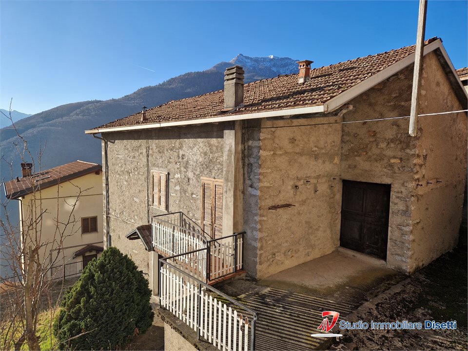 Villa in Vendita