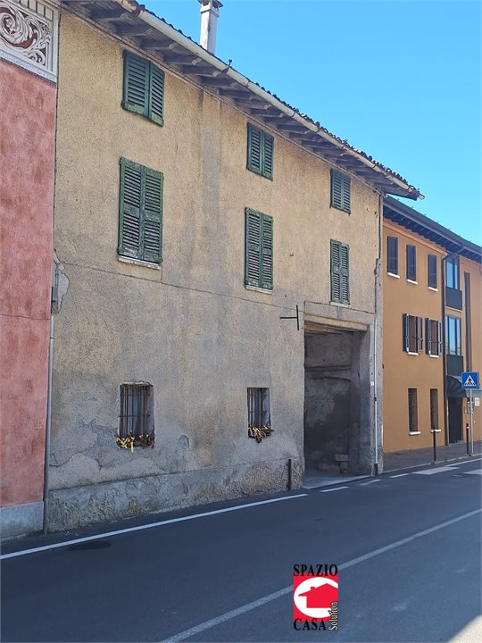 Rustico/Casale in vendita a Capriano del C... - foto 1