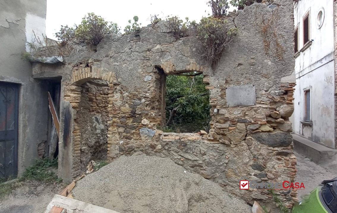 Rustico in Vendita