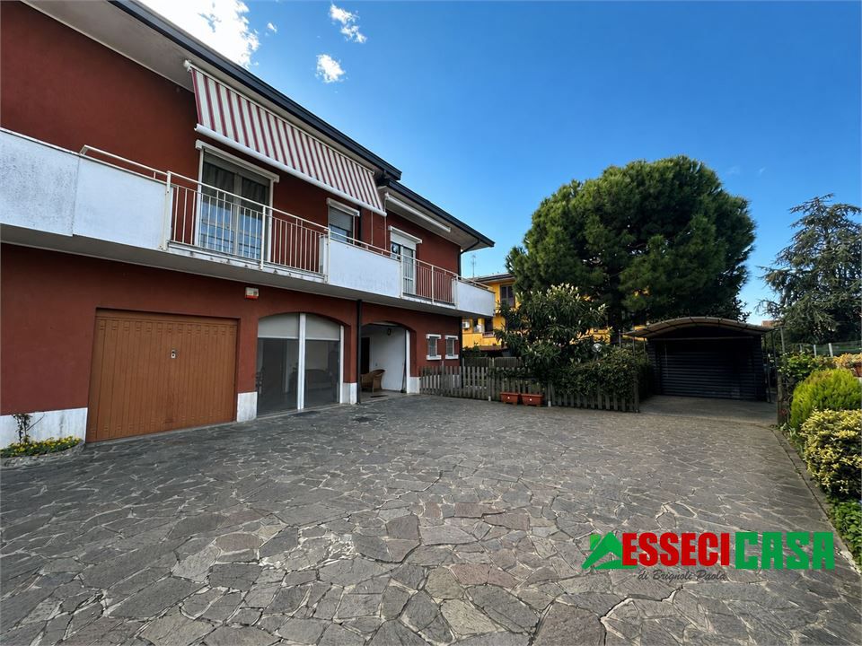 Villa in vendita a Arzago d'Adda - foto 1