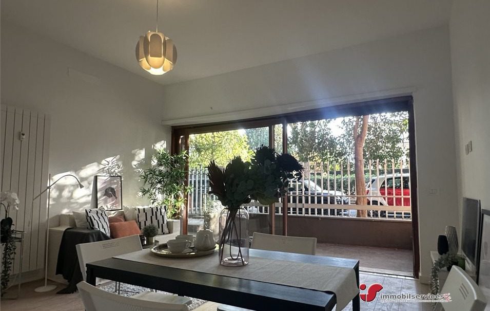 Bilocale in Vendita a Roma, 450'000&euro;, 63 m²