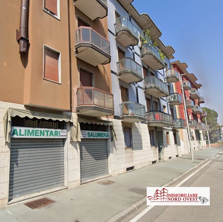Negozio in Vendita