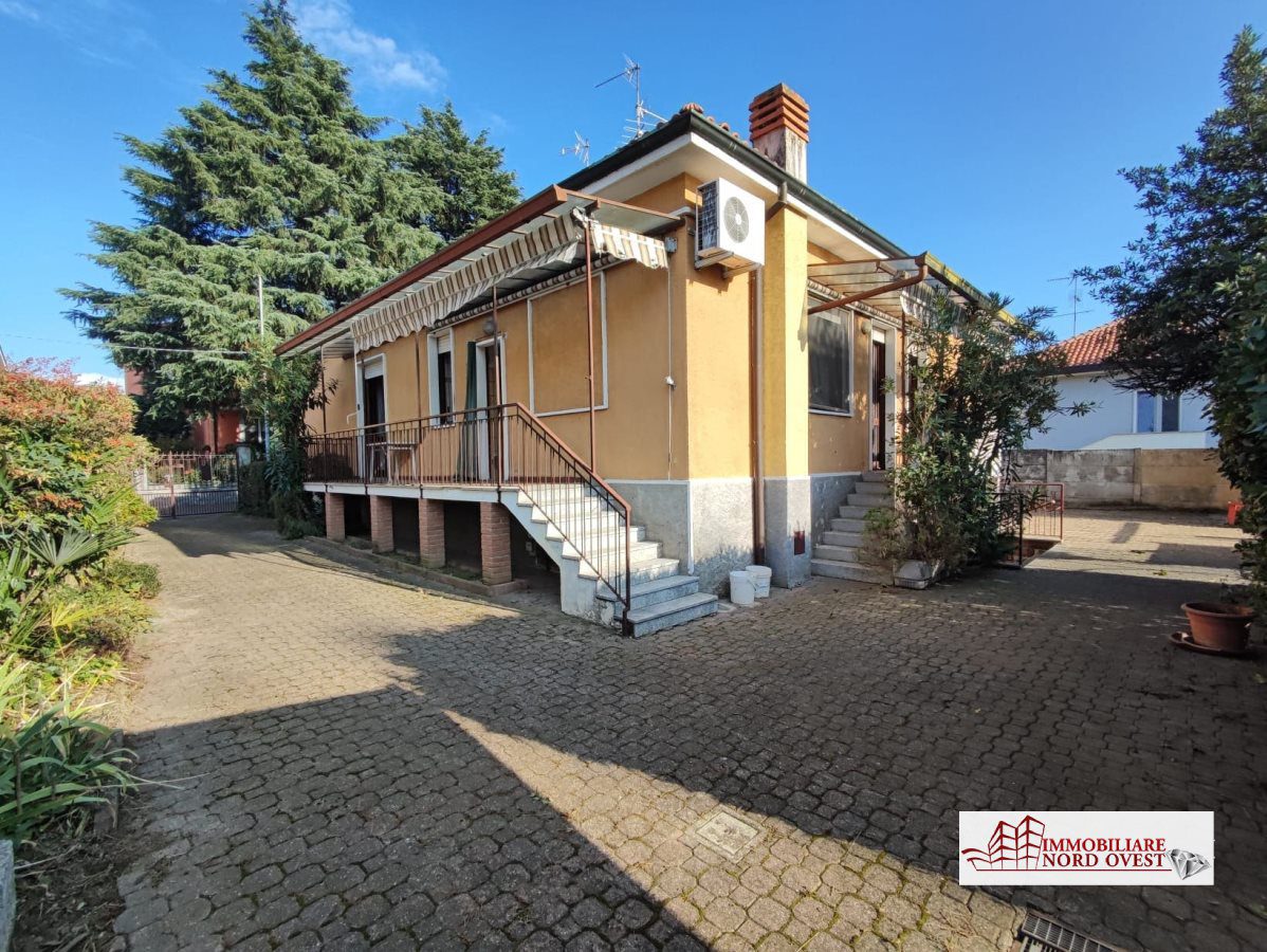 Villa in Vendita
