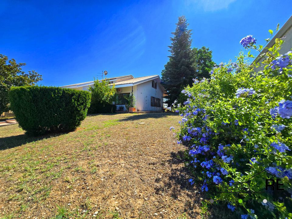 Villa in Vendita