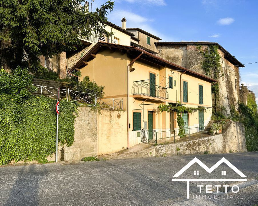Villa in Vendita