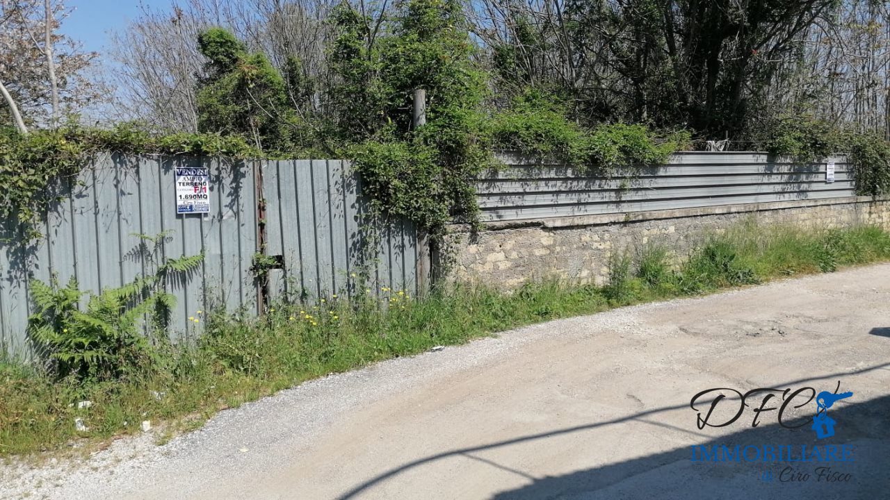 Terreno in Vendita
