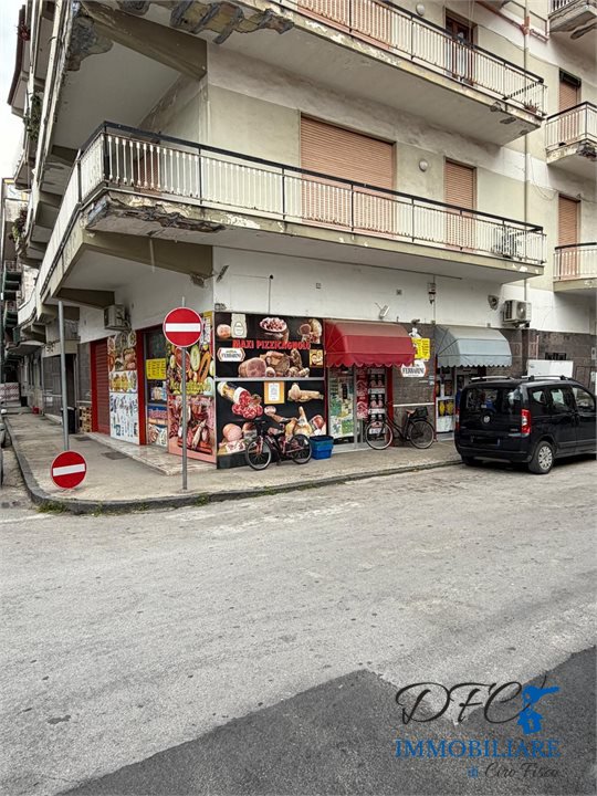 Negozio in Vendita
