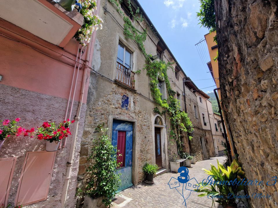 Rustico in Vendita
