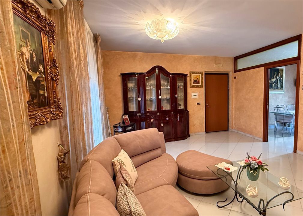 Appartamento in Vendita