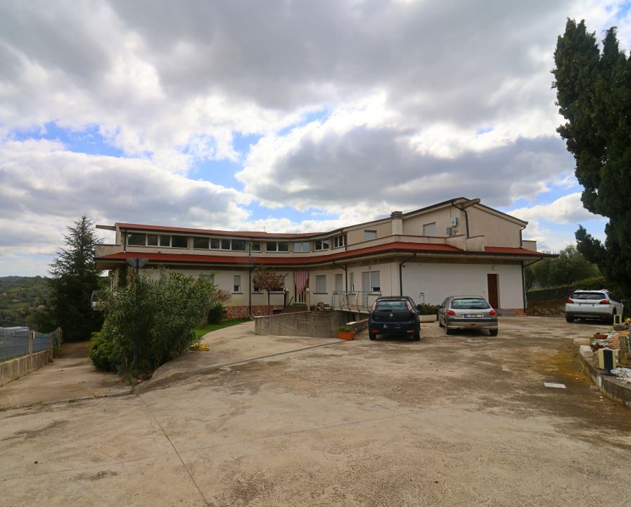 Villa in Vendita