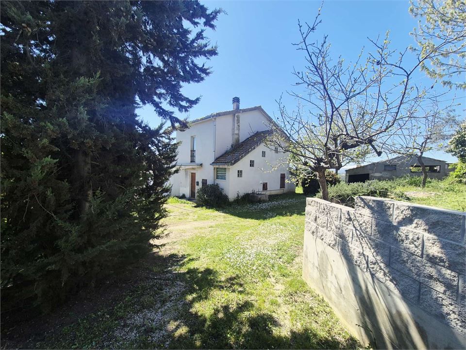 Rustico in Vendita