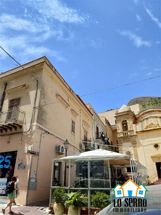 Appartamento in Vendita