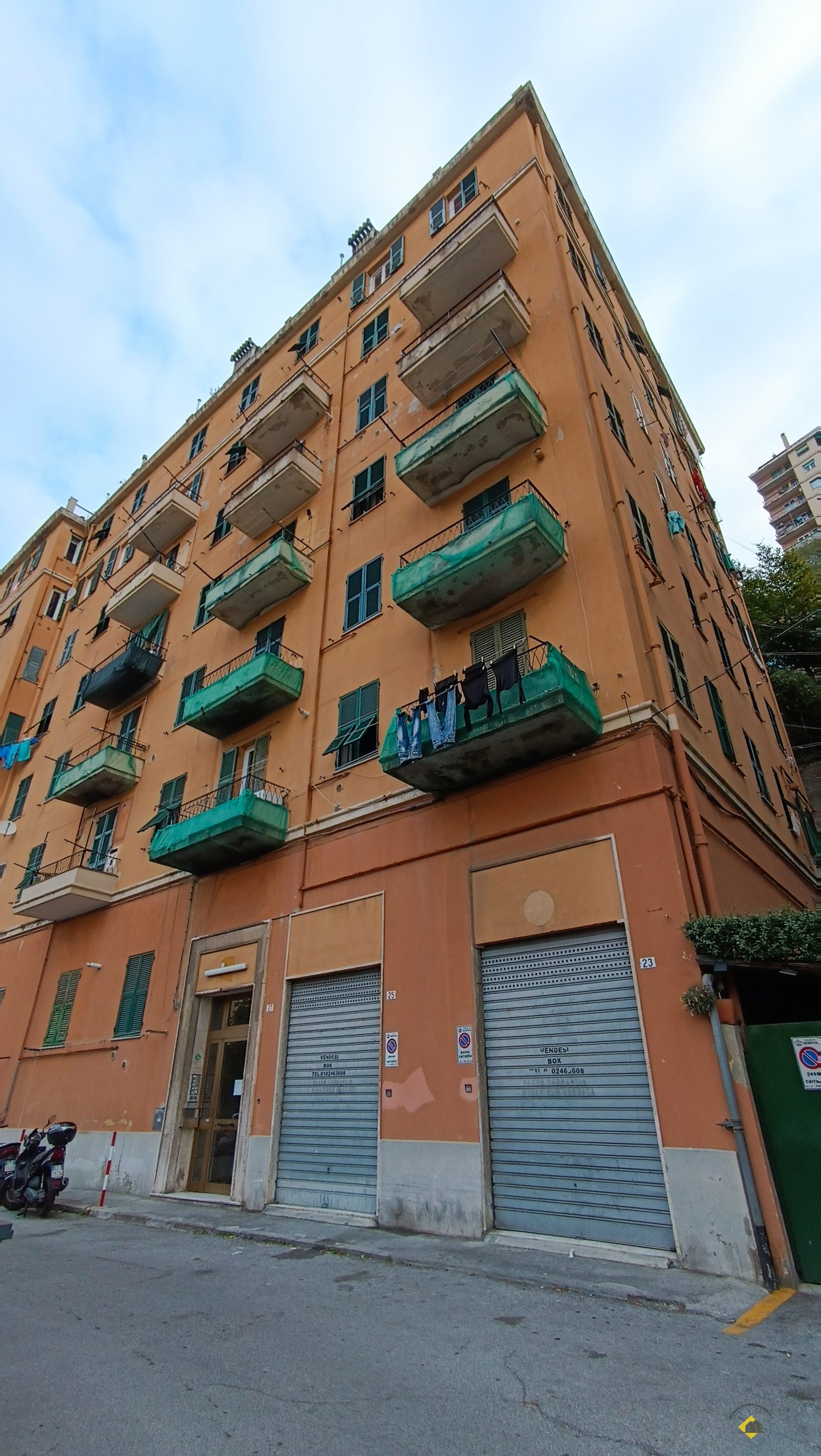 appartamento in vendita a Genova in zona Lagaccio / Granarolo
