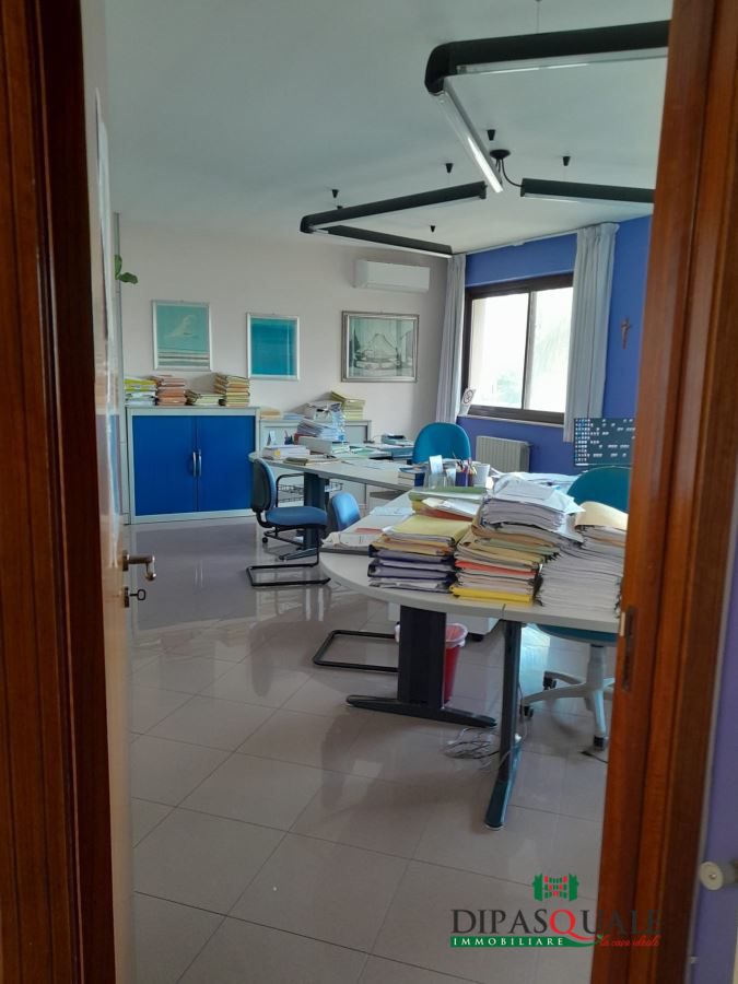 Ufficio in Affitto