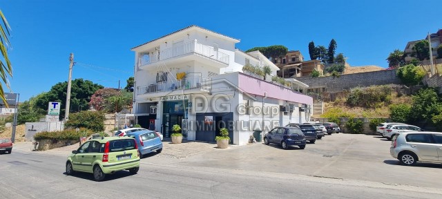 Negozio in Affitto