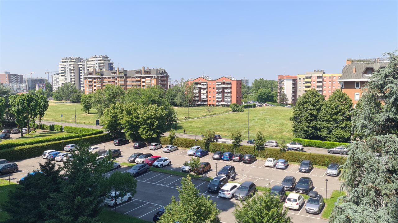 Trilocale in Vendita a Milano, 350'000&euro;, 85 m²